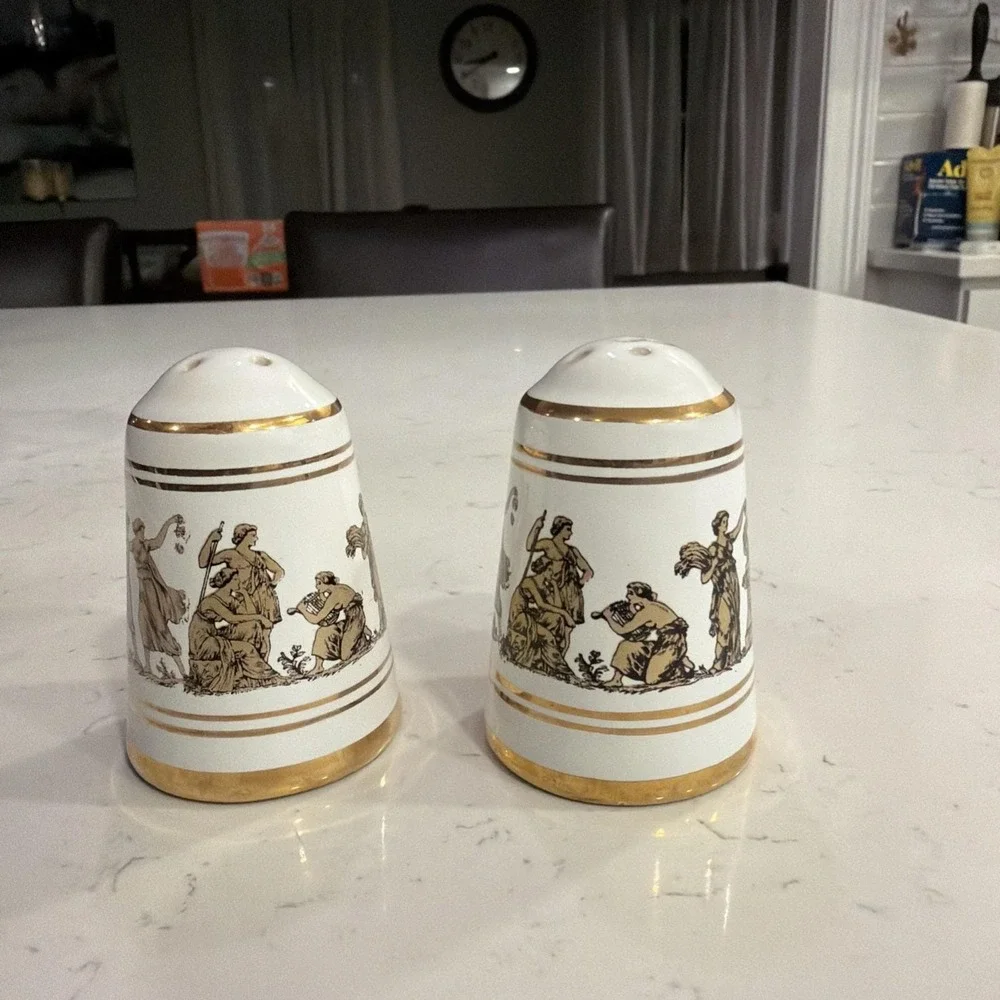 NEOFITOY KERAMIK Salt and Pepper Shakers Vintage Gold White Greek Figures Greece